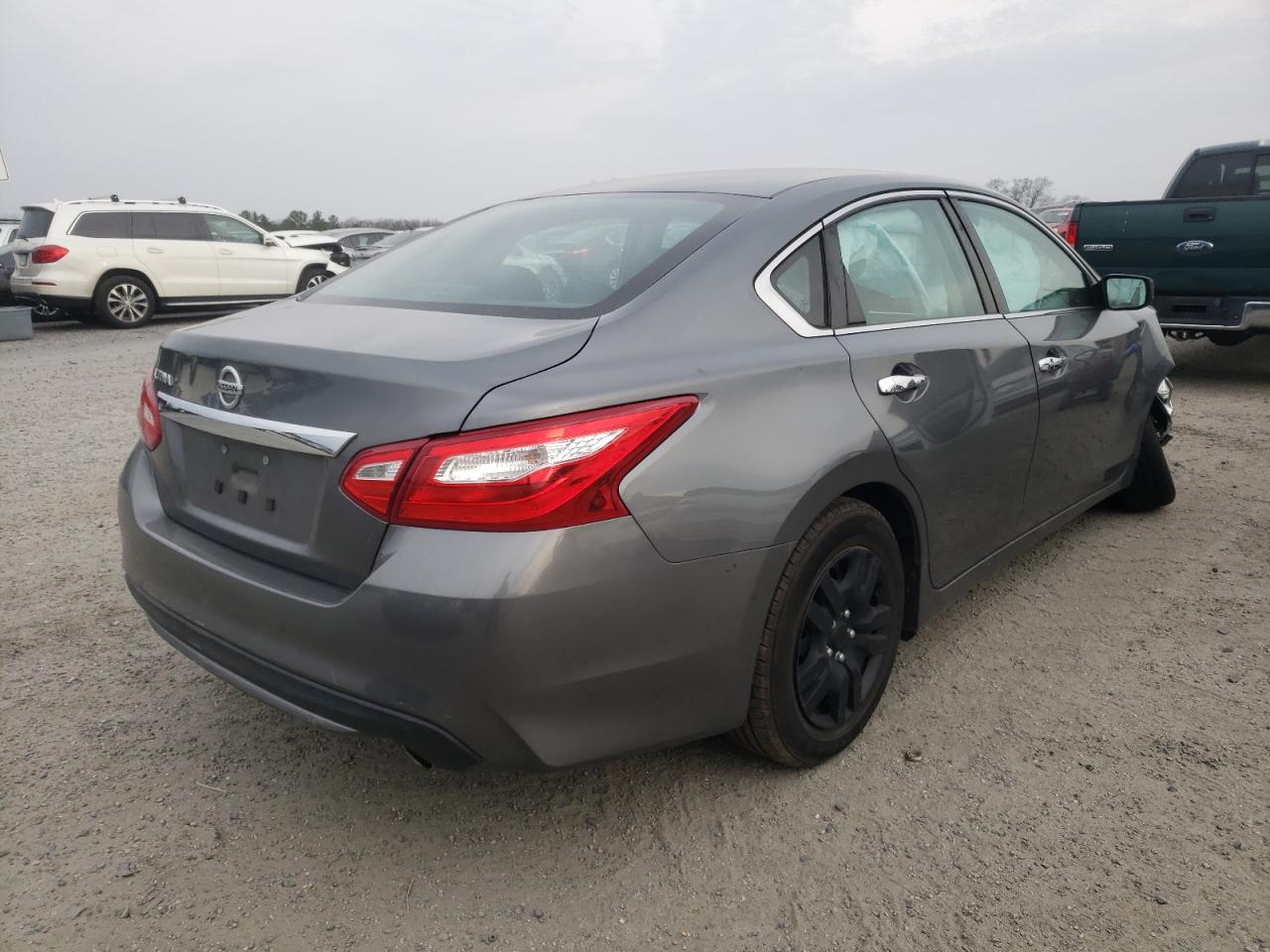Photo 4 from auction – 2016 NISSAN ALTIMA 2.5 with VIN 1N4AL3APXGN360470