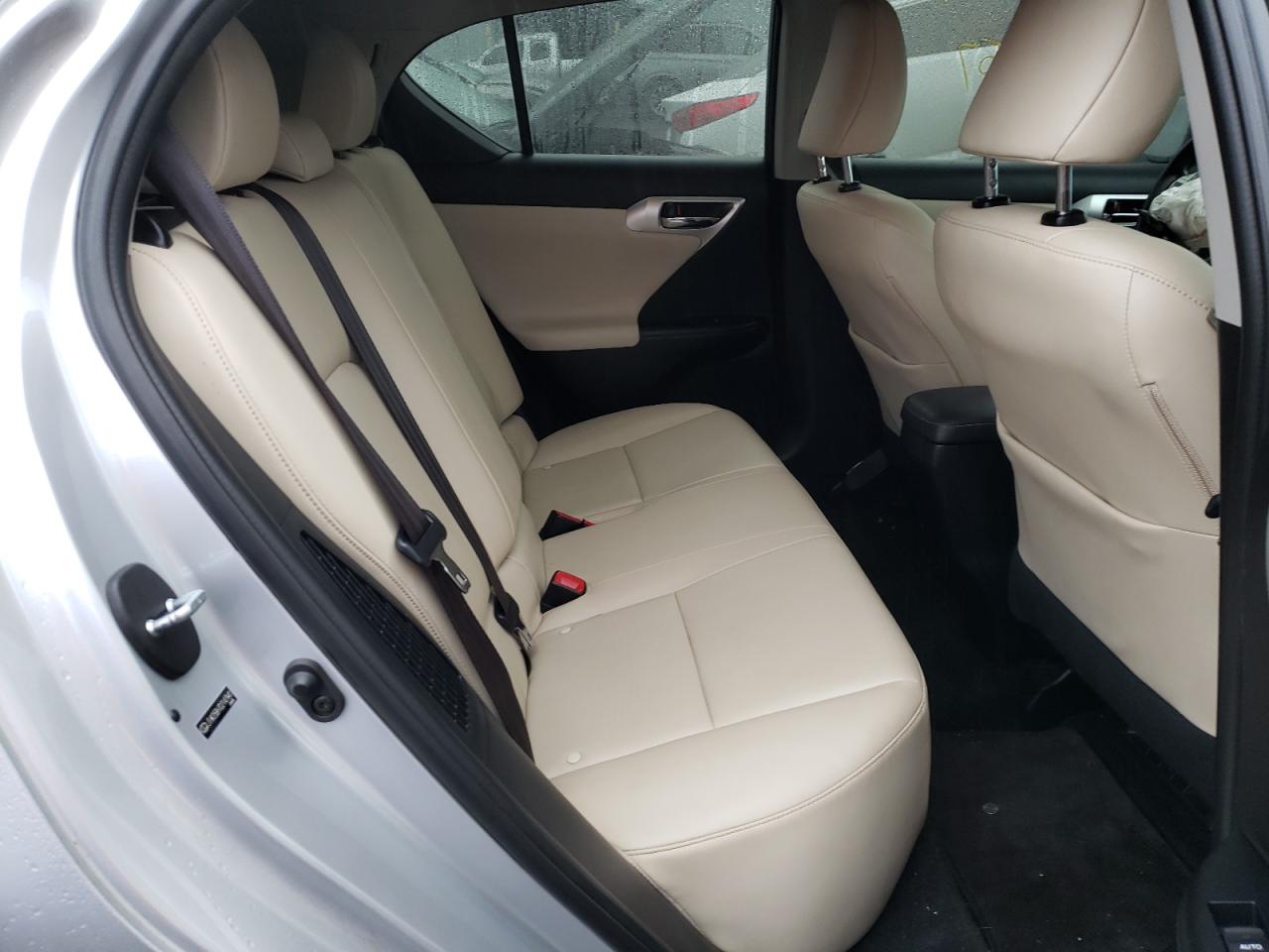 Photo 6 from auction – 2013 LEXUS CT 200 with VIN JTHKD5BH7D2147941
