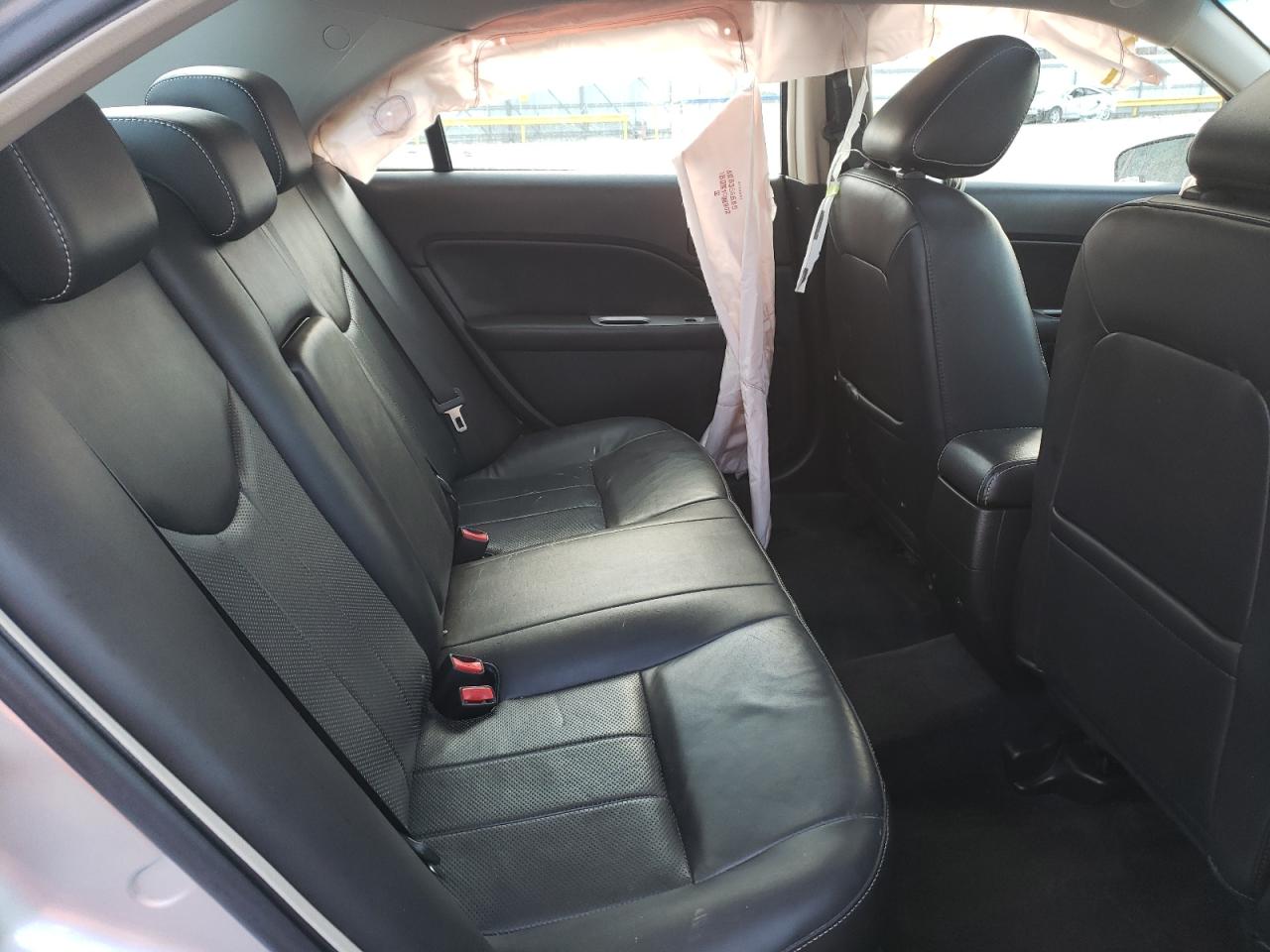 Photo 6 from auction – 2010 MERCURY MILAN PREM with VIN 3MEHM0JA3AR662220
