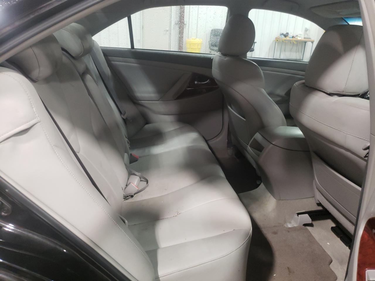Photo 6 from auction – 2011 TOYOTA CAMRY BASE with VIN 4T1BF3EK4BU164040
