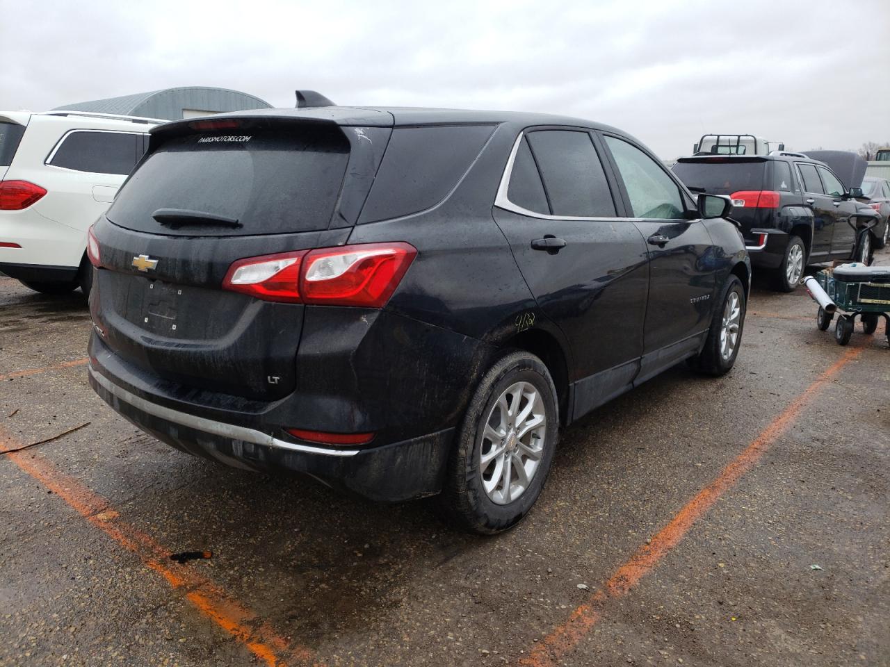 Photo 4 from auction – 2021 CHEVROLET EQUINOX LT with VIN 2GNAXKEV1M6124170