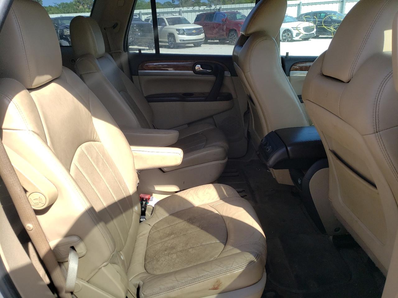 Photo 6 from auction – 2012 BUICK ENCLAVE with VIN 5GAKRCED9CJ264233