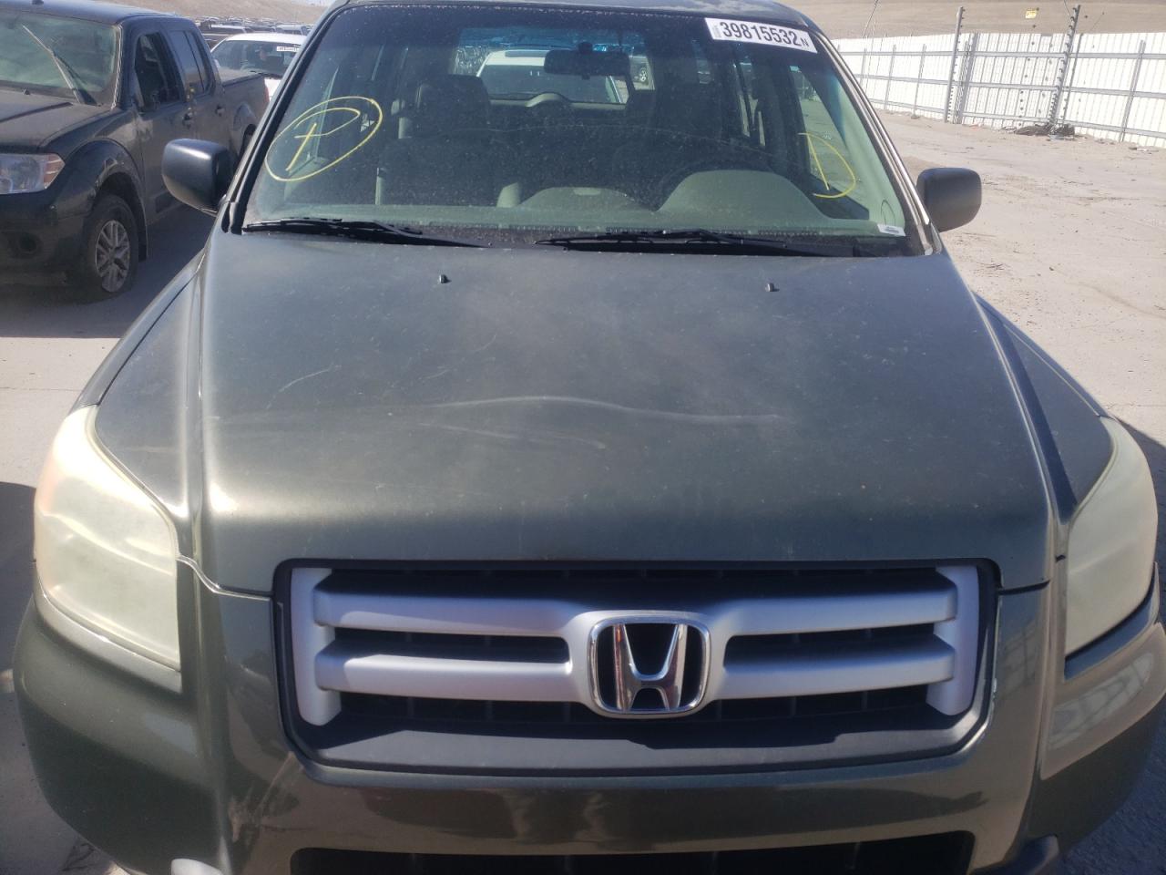 Photo 9 from auction – 2006 HONDA PILOT LX with VIN 2HKYF18116H532955
