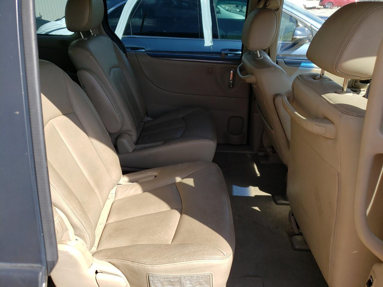 Photo 6 from auction – 2004 MAZDA MPV WAGON with VIN JM3LW28J640509107