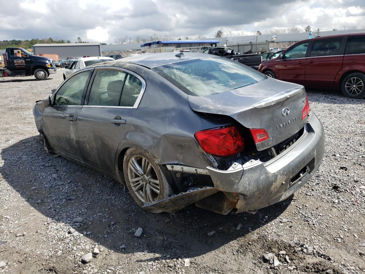 Photo 3 from auction – 2013 INFINITI G37 BASE with VIN JN1CV6AP2DM304669