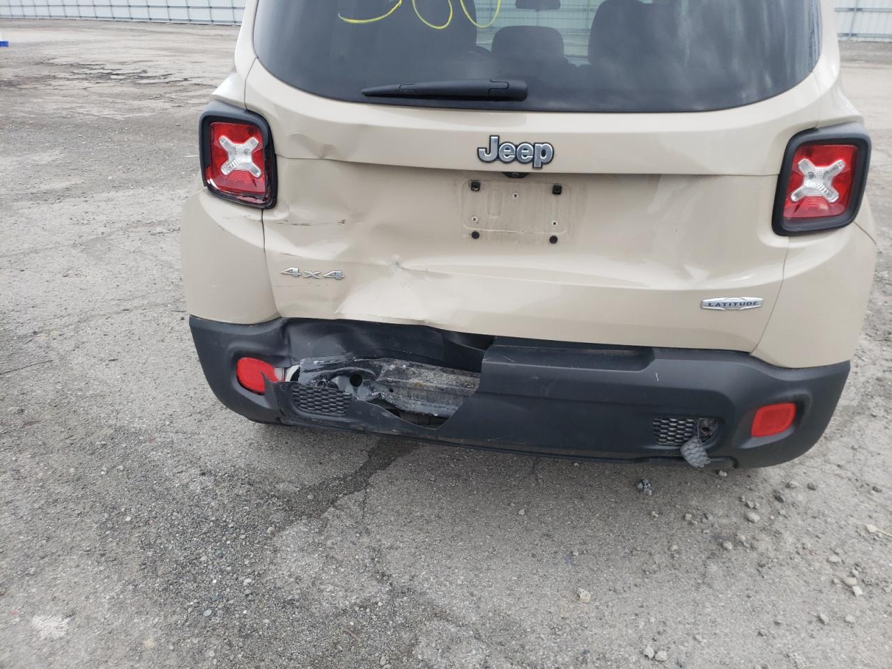 Photo 9 from auction – 2015 JEEP RENEGADE with VIN ZACCJBBH4FPC33245