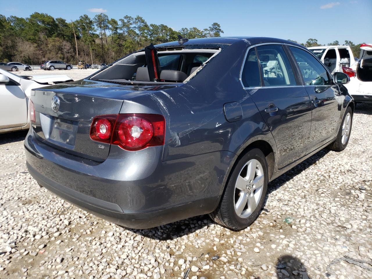 Photo 4 from auction – 2008 VOLKSWAGEN JETTA SE with VIN 3VWRM71K28M063580