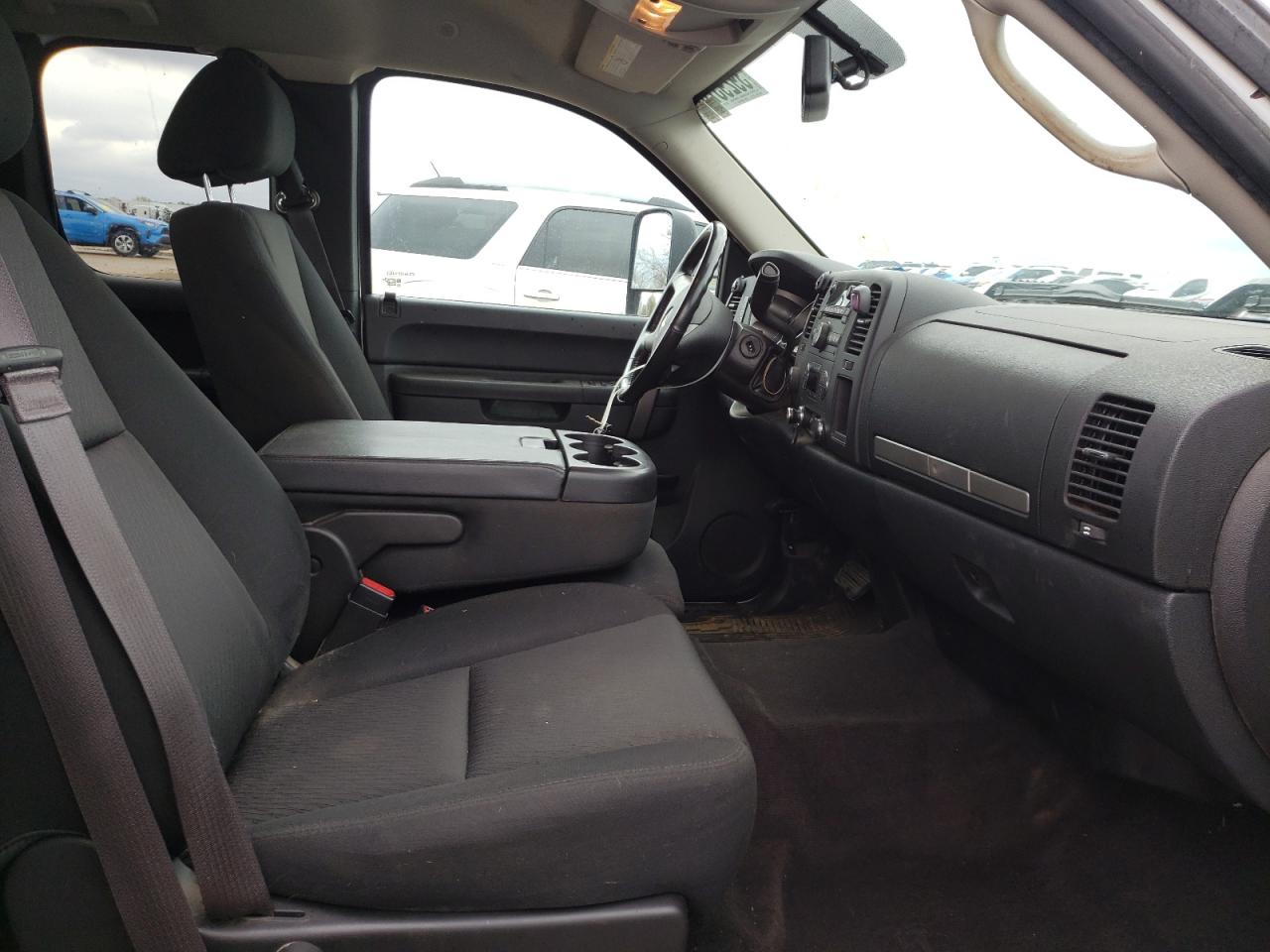 Photo 5 from auction – 2013 CHEVROLET SILVERADO with VIN 1GC2KXCG6DZ258089