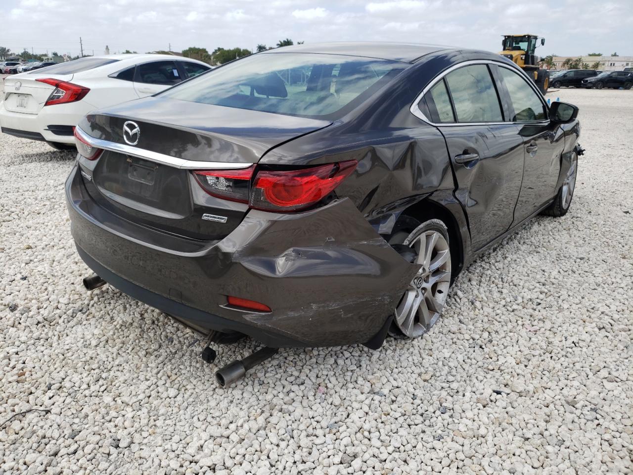 Photo 4 from auction – 2017 MAZDA 6 TOURING with VIN JM1GL1V56H1120794