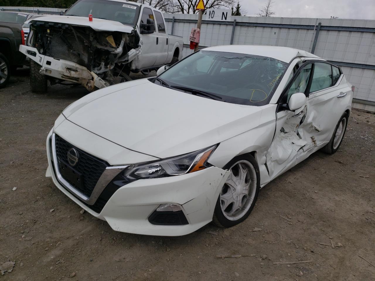 Photo 2 from auction – 2020 NISSAN ALTIMA S with VIN 1N4BL4BV4LC210867