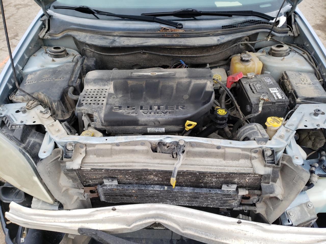 Photo 7 from auction – 2004 CHRYSLER PACIFICA with VIN 2C8GF68404R179223
