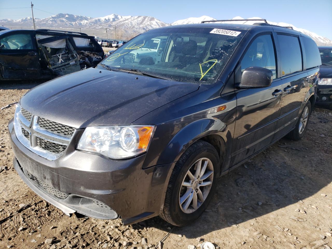 Photo 2 from auction – 2016 DODGE GRAND CARA with VIN 2C4RDGCG8GR388320