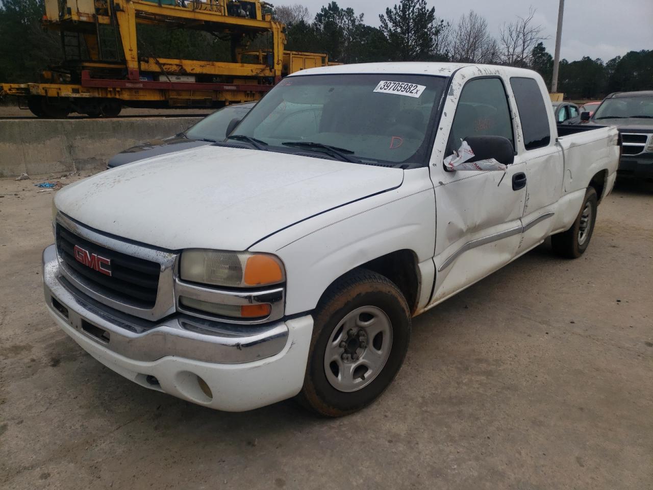 Photo 2 from auction – 2004 GMC NEW SIERRA with VIN 2GTEC19V241202110