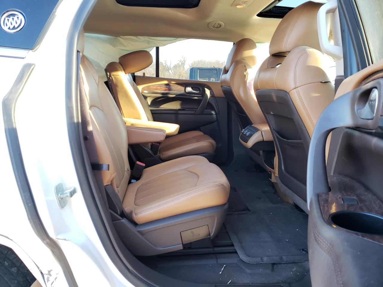 Photo 6 from auction – 2014 BUICK ENCLAVE with VIN 5GAKRBKD2EJ323320