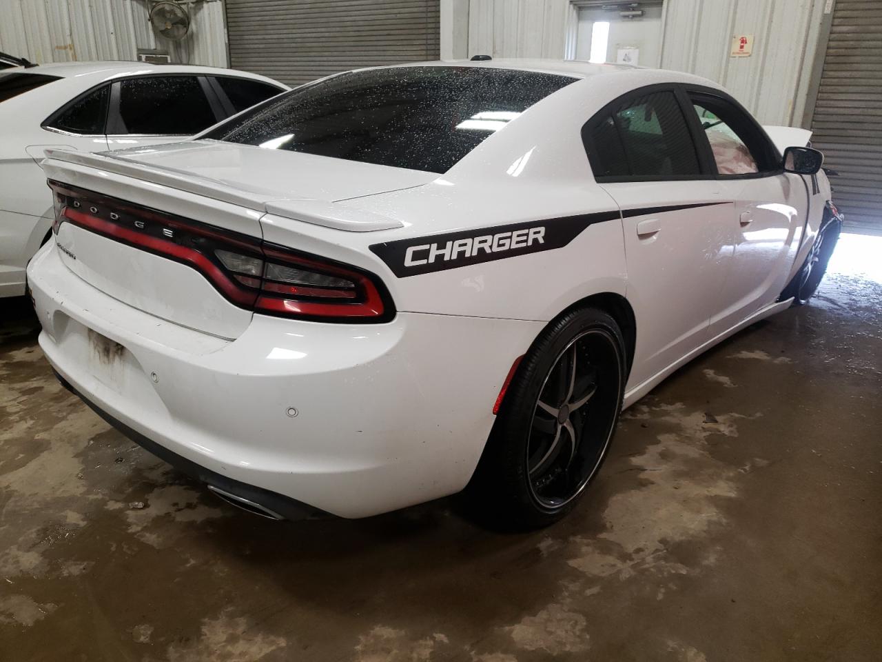 Photo 4 from auction – 2015 DODGE CHARGER SE with VIN 2C3CDXBG3FH848399