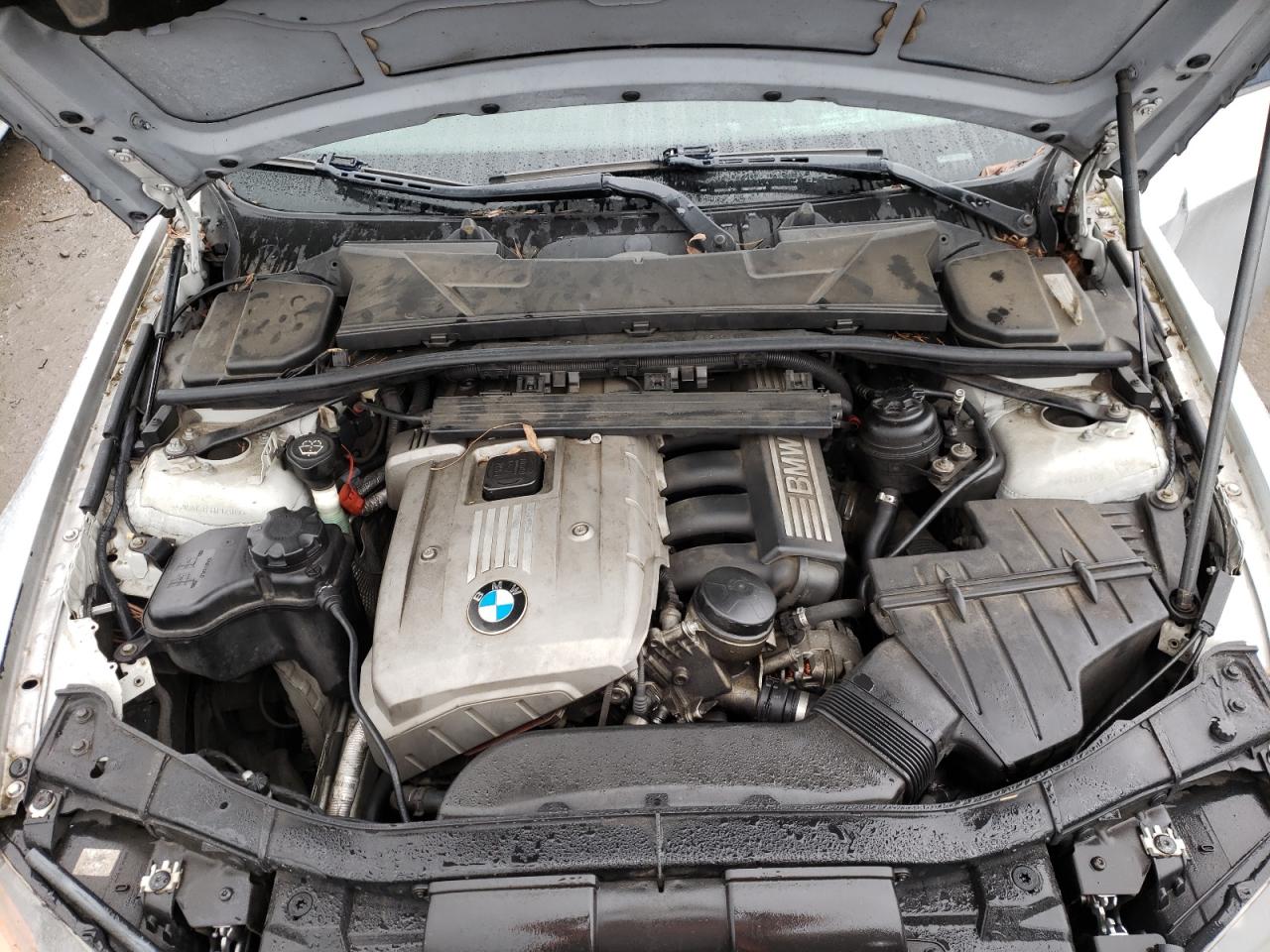 Photo 7 from auction – 2006 BMW 325 I with VIN WBAVB13586PT23111