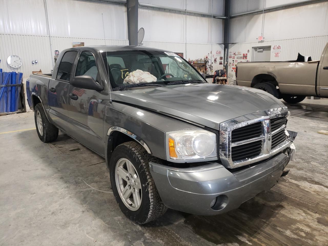 DODGE DAKOTA QUA 2007 with VIN 1D7HW28KX7S263586 - Photo from auction