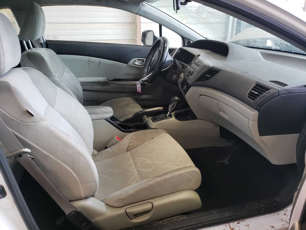 Photo 5 from auction – 2012 HONDA CIVIC LX with VIN 2HGFG3B54CH566924