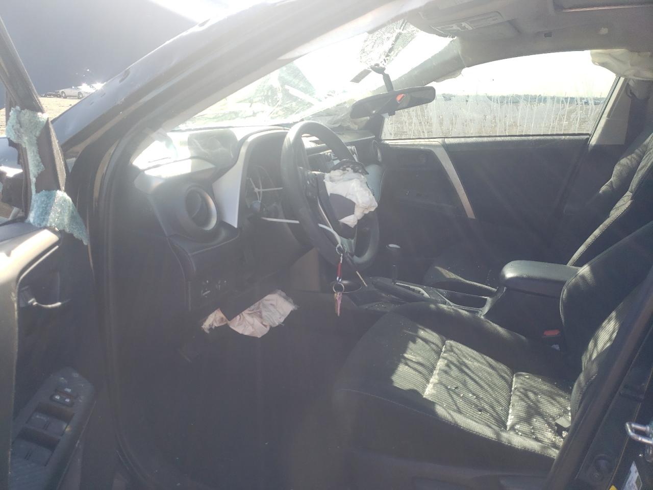Photo 9 from auction – 2013 TOYOTA RAV4 XLE with VIN 2T3WFREV5DW018769