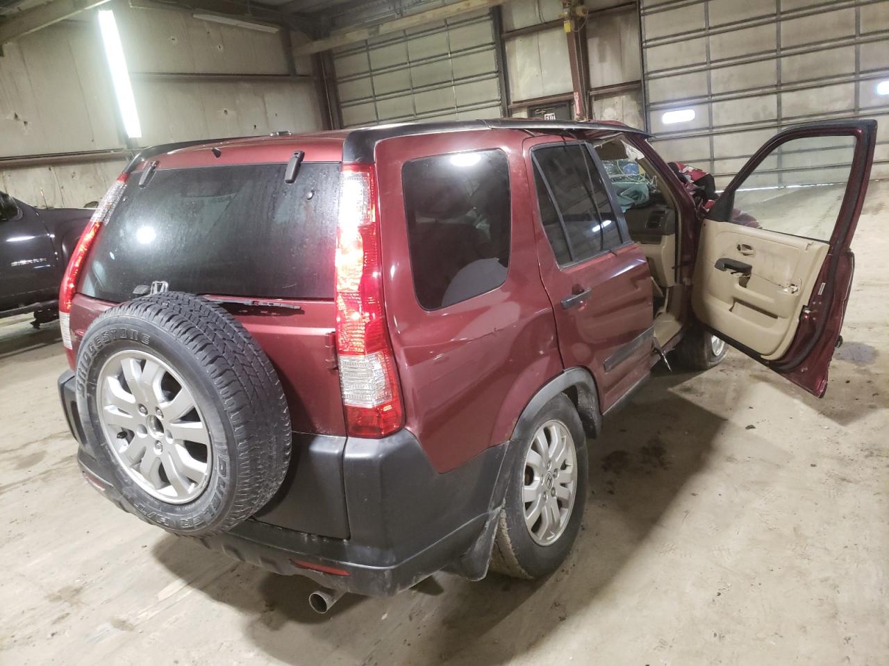 Photo 4 from auction – 2006 HONDA CR-V EX with VIN JHLRD68886C014182