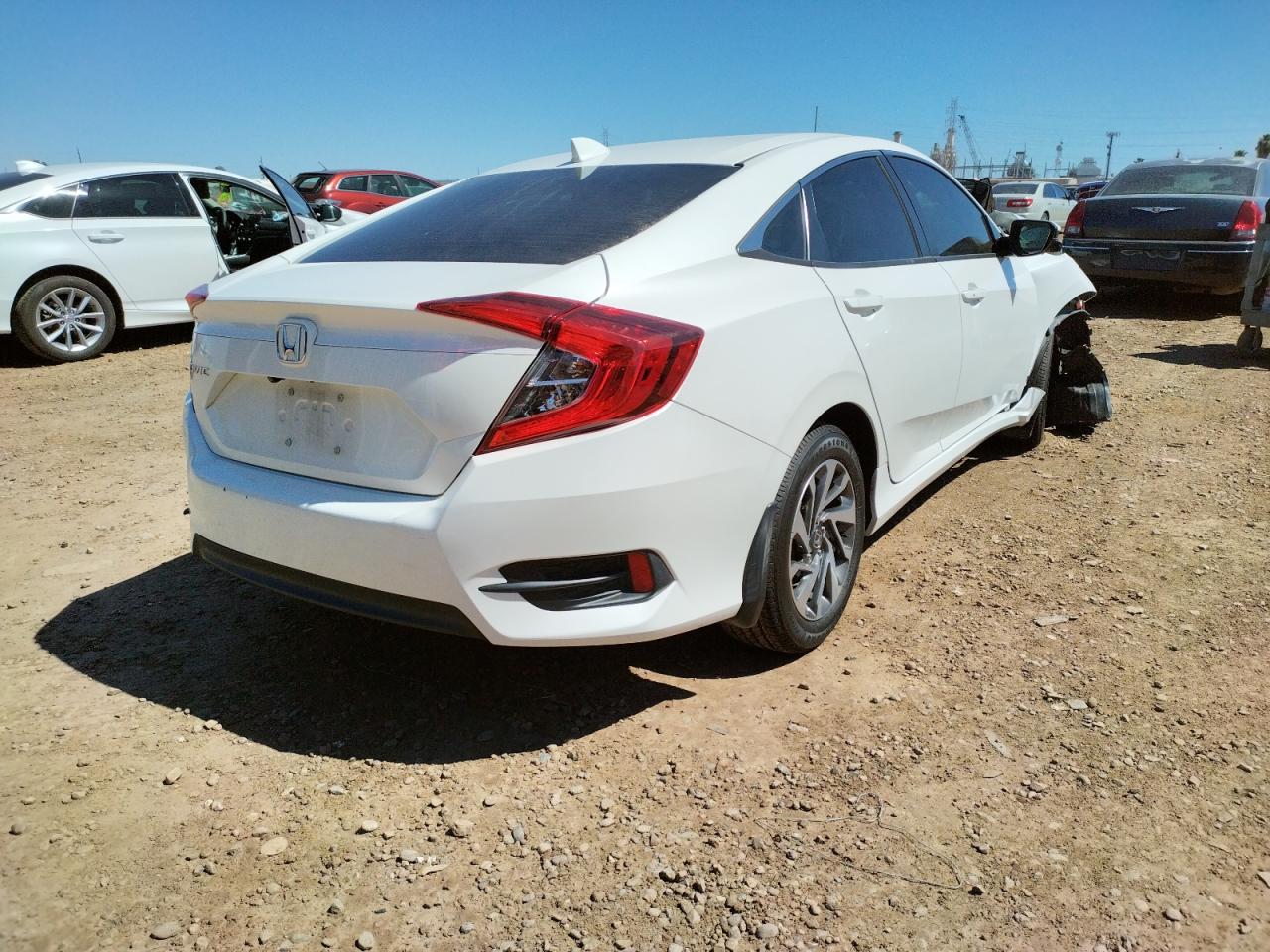 Photo 4 from auction – 2017 HONDA CIVIC EX with VIN 19XFC2F84HE075359
