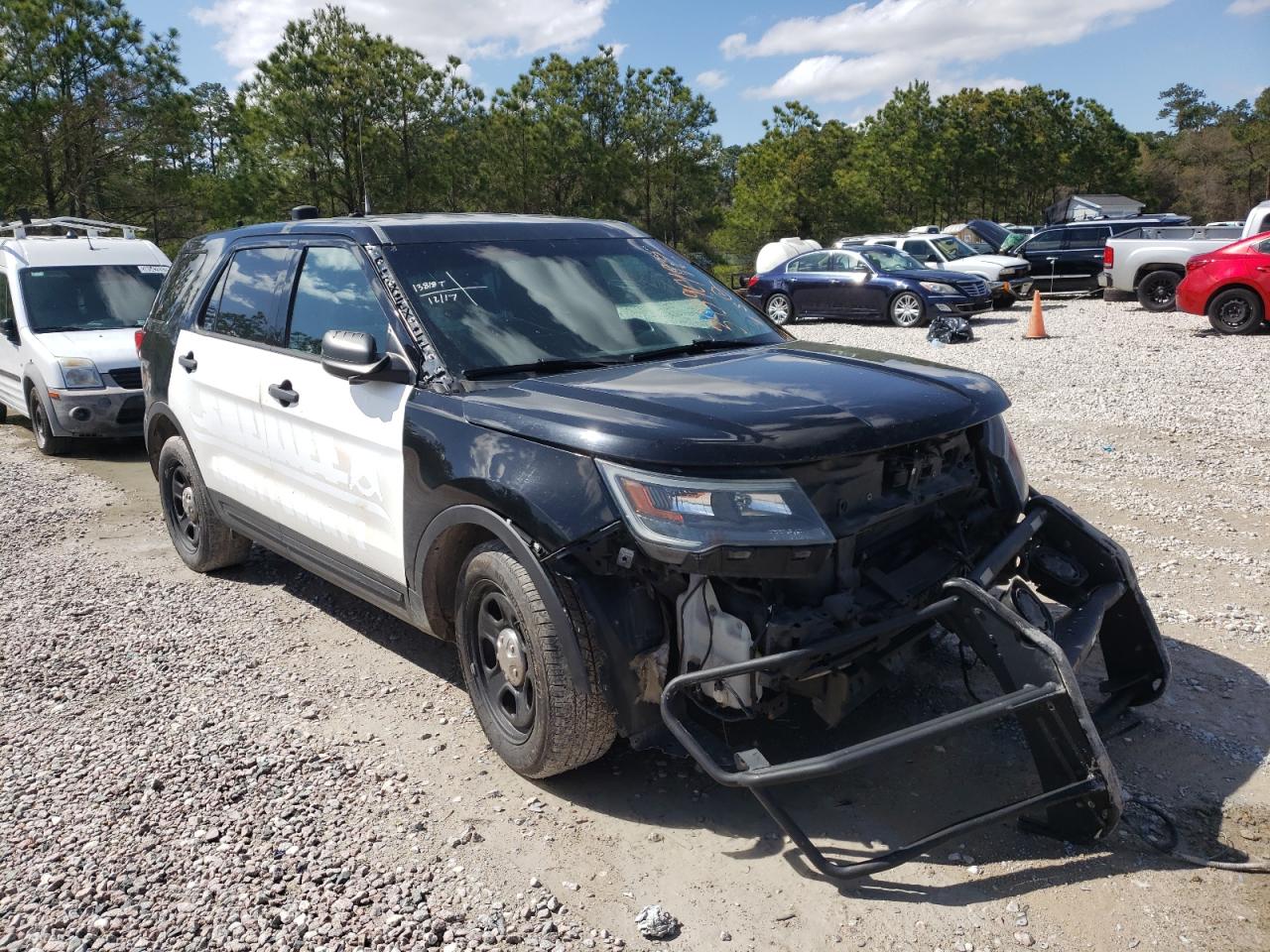 FORD EXPLORER P 2017 مع رقم تعريف المركبة 1FM5K8AR5HGA36096 - صورة من المزاد