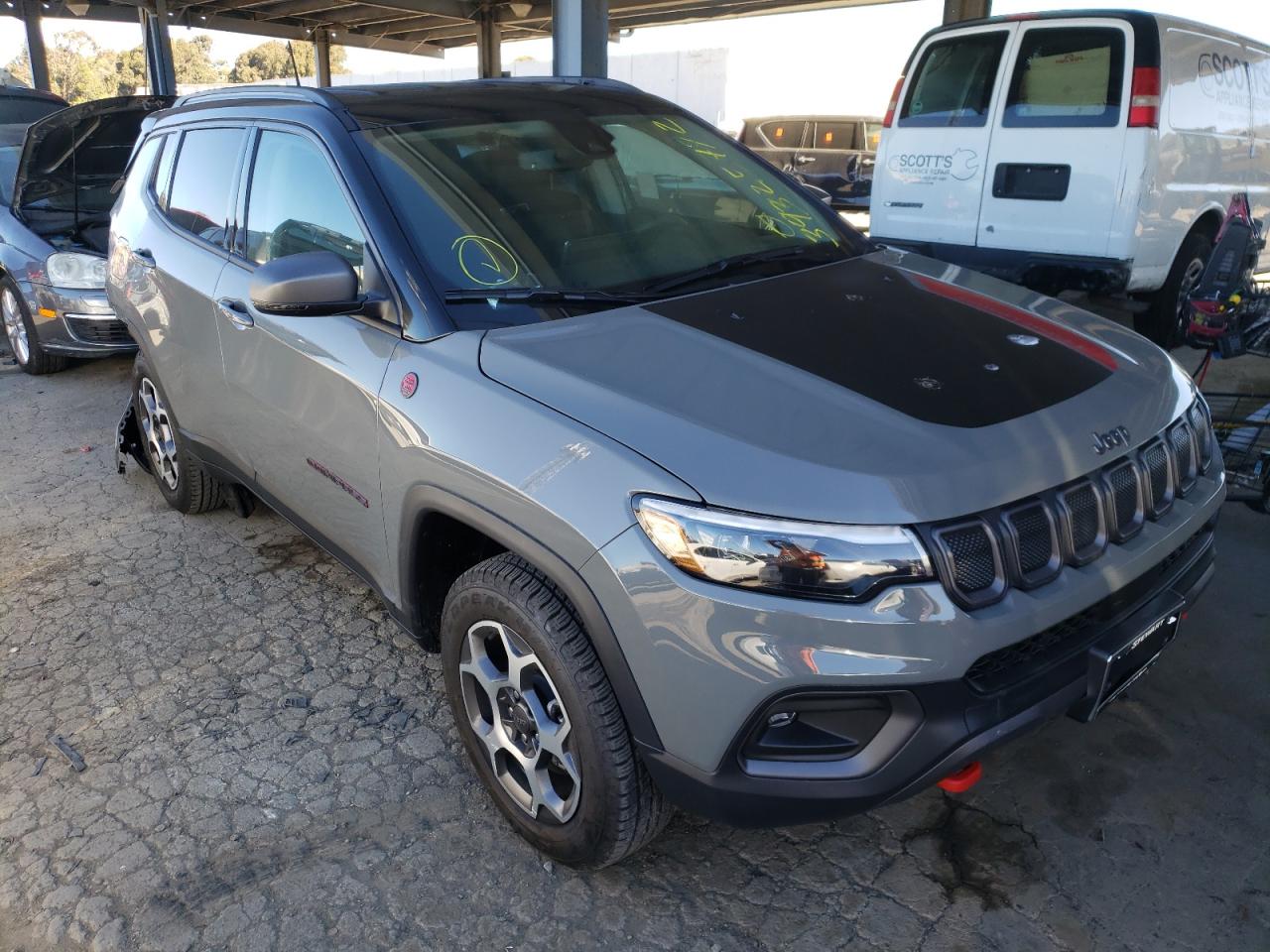 JEEP COMPASS TR 2022 with VIN 3C4NJDDB8NT131760 - Photo from auction