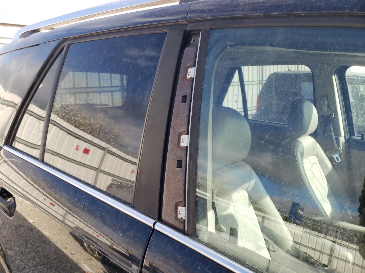 Photo 9 from auction – 2006 SATURN VUE with VIN 5GZCZ53486S853188