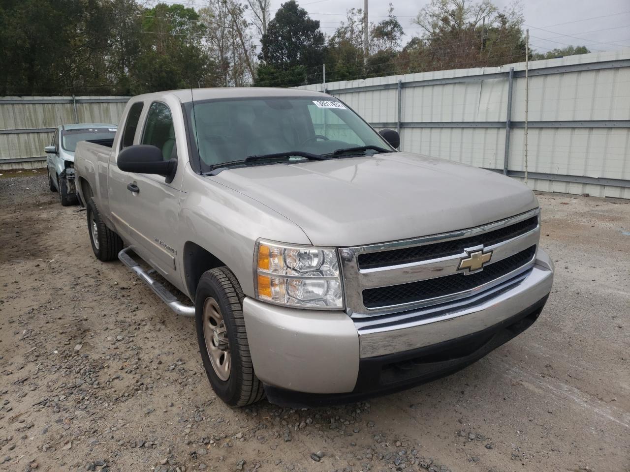 CHEVROLET SILVERADO 2007 with VIN 1GCEC19C07Z534816 - Photo from auction