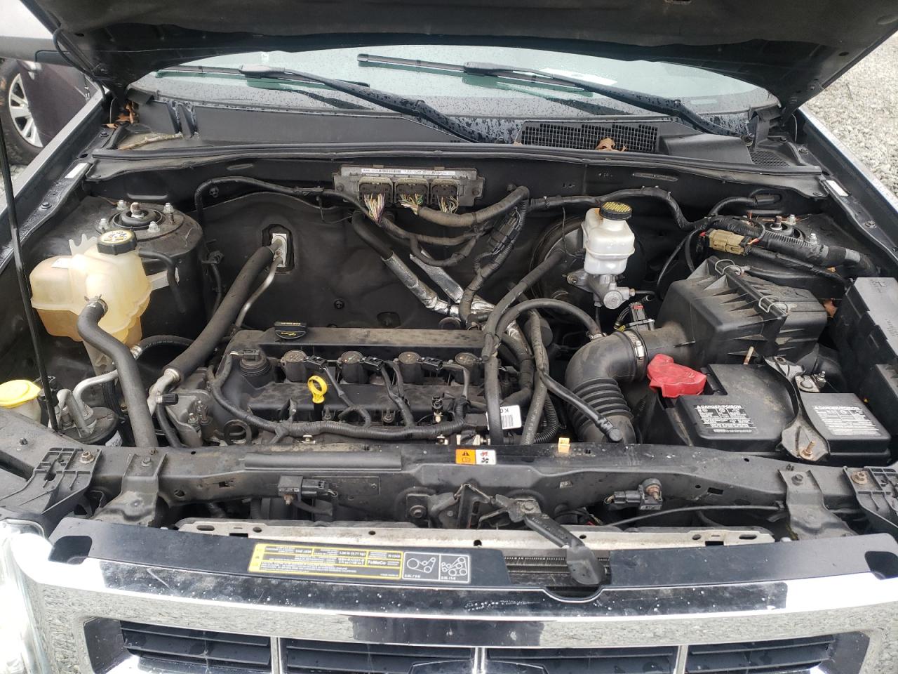 Photo 7 from auction – 2009 FORD ESCAPE LIM with VIN 1FMCU047X9KD08797
