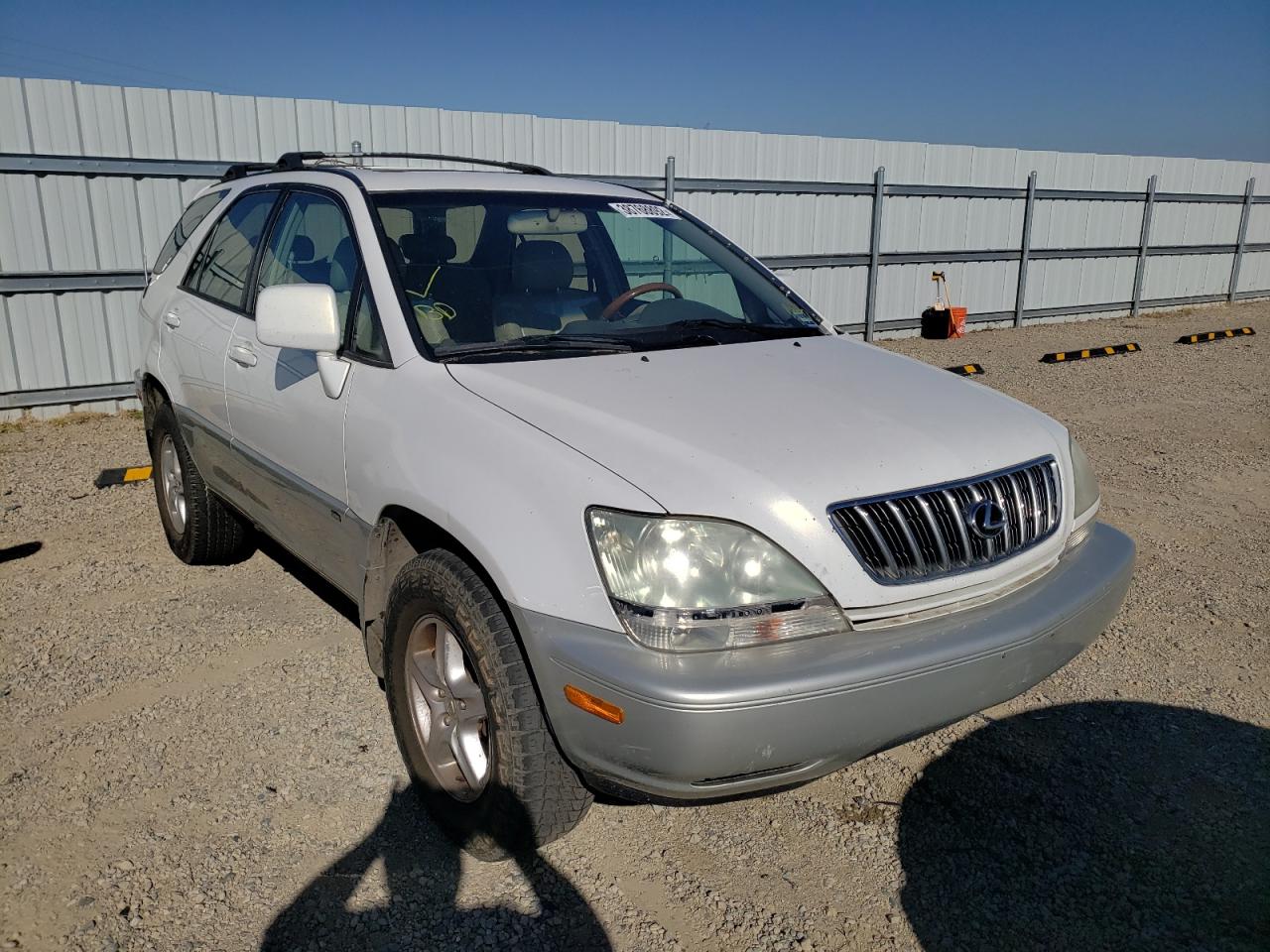 LEXUS RX 300 2001 with VIN JTJGF10U510104133 - Photo from auction