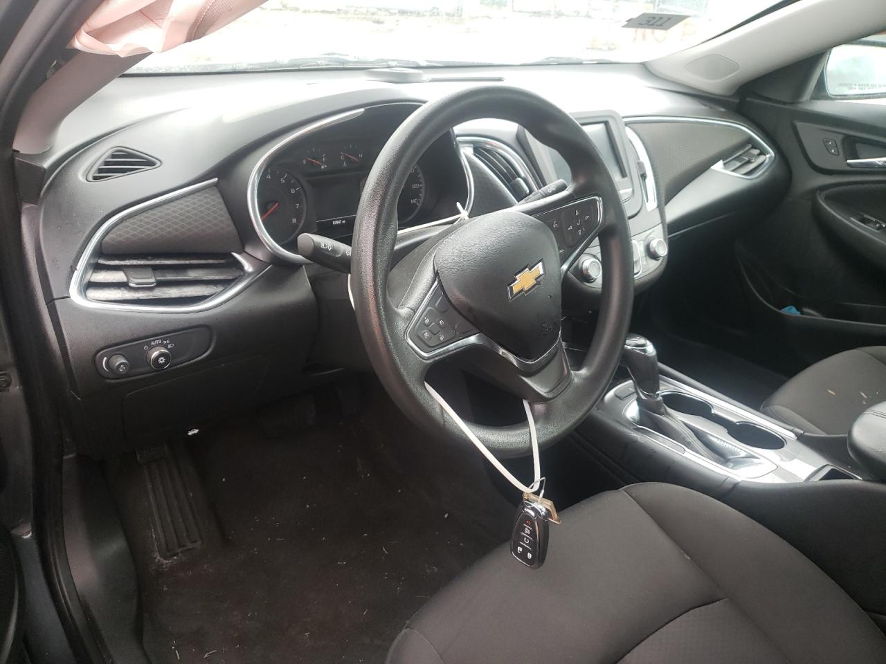 Photo 9 from auction – 2018 CHEVROLET MALIBU LT with VIN 1G1ZD5ST5JF255038