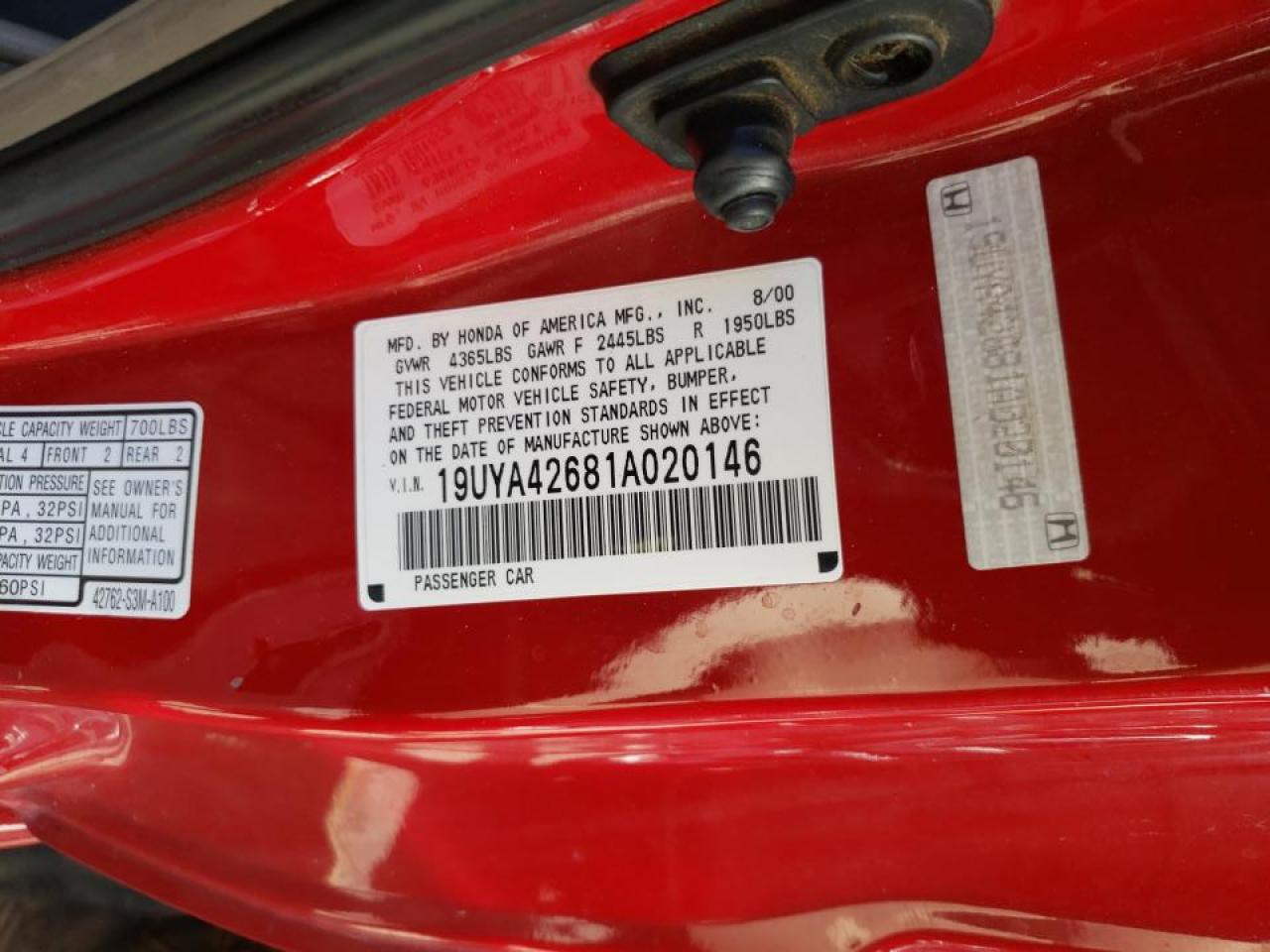 Photo 10 from auction – 2001 ACURA 3.2CL TYPE with VIN 19UYA42681A020146