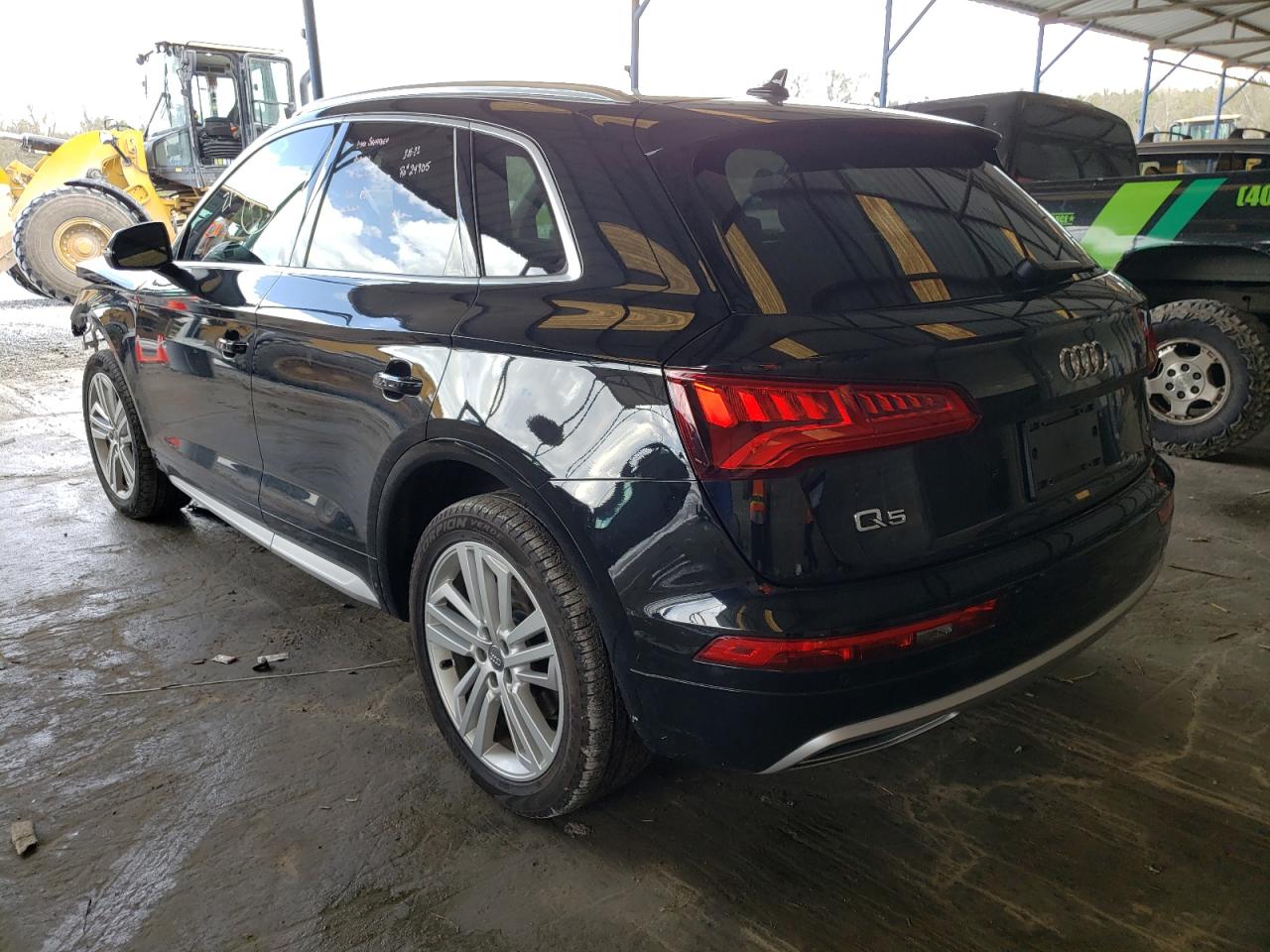 Photo 3 from auction – 2019 AUDI Q5 PREMIUM with VIN WA1BNAFY0K2139334