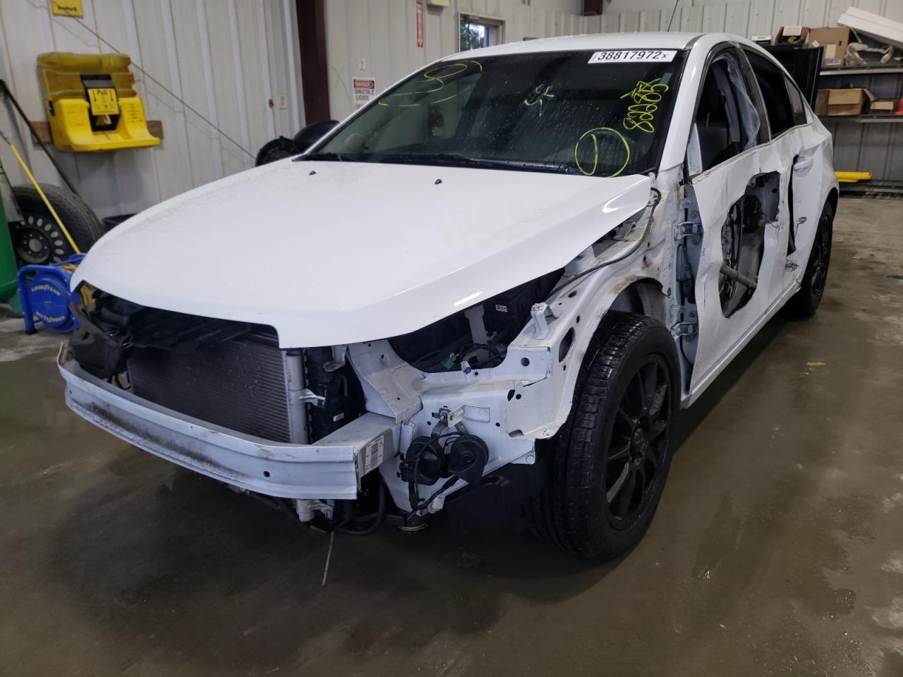 Photo 2 from auction – 2011 CHEVROLET CRUZE LS with VIN 1G1PC5SH9B7269784