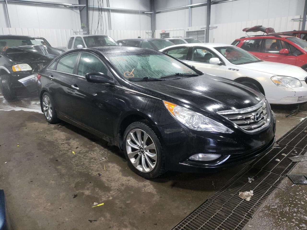 HYUNDAI SONATA SE 2011 with VIN 5NPEC4AC8BH123886 - Photo from auction