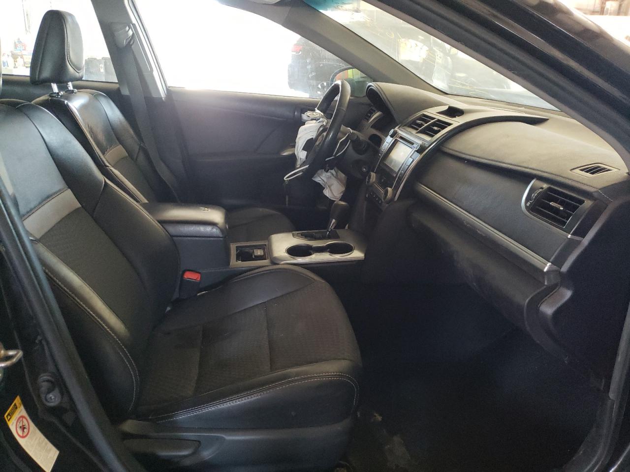 Photo 5 from auction – 2014 TOYOTA CAMRY L with VIN 4T1BF1FK2EU765633