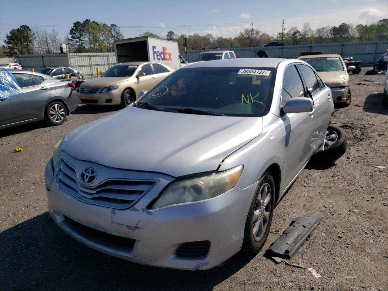 Photo 2 from auction – 2010 TOYOTA CAMRY BASE with VIN 4T1BF3EK6AU116845