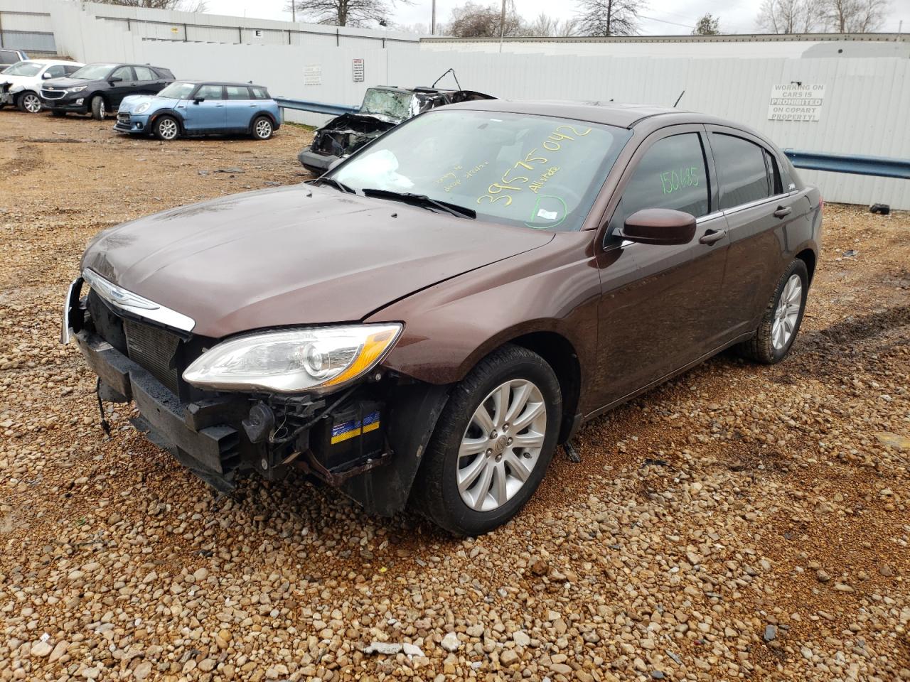 Photo 2 from auction – 2013 CHRYSLER 200 TOURIN with VIN 1C3CCBBB9DN575225
