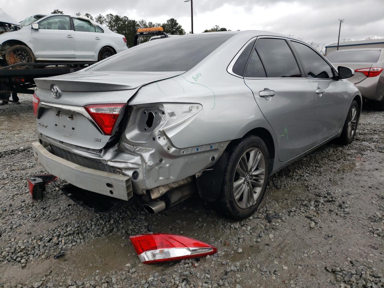 Photo 4 from auction – 2016 TOYOTA CAMRY LE with VIN 4T1BF1FK6GU205262