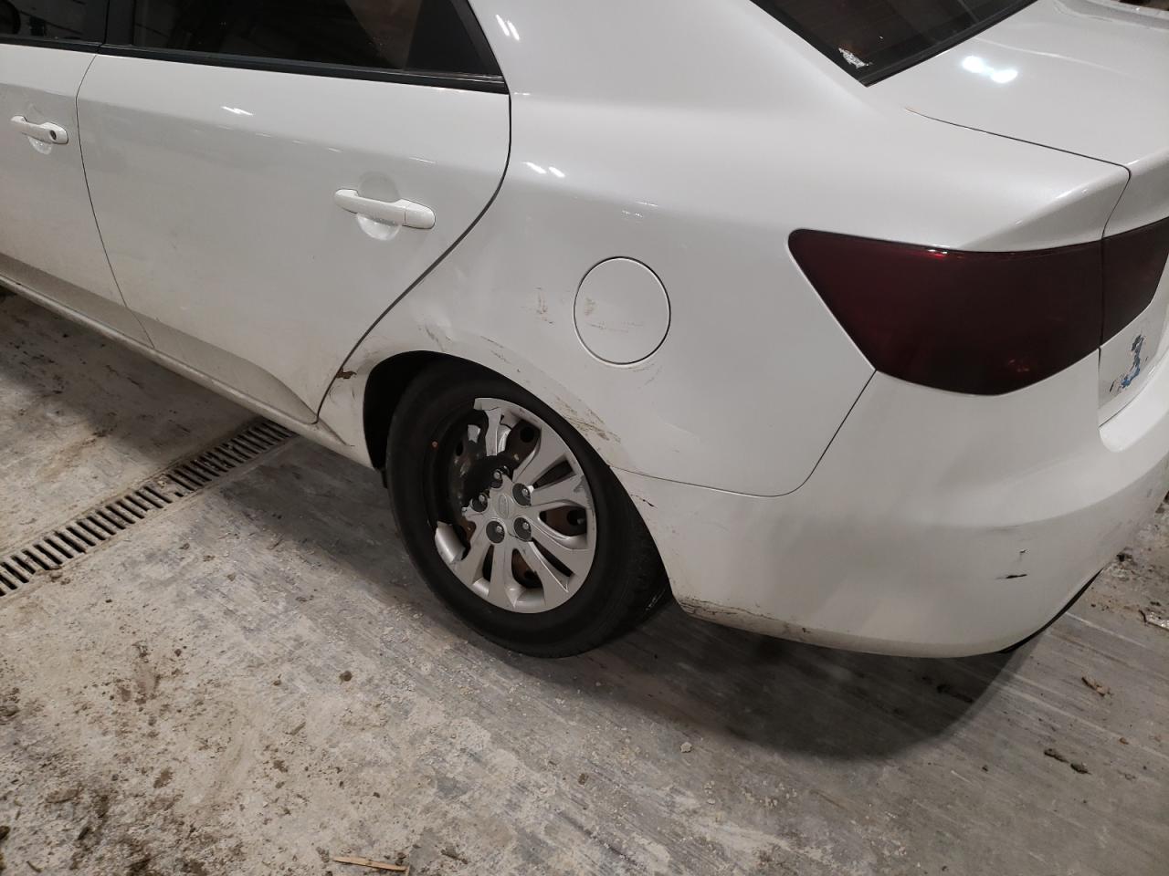Photo 9 from auction – 2012 KIA FORTE EX with VIN KNAFU4A28C5611467