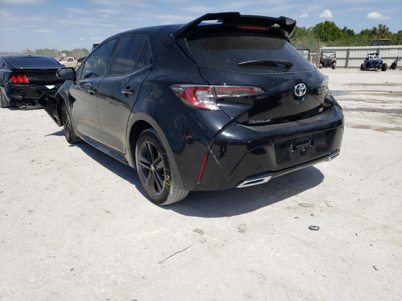 Photo 3 from auction – 2020 TOYOTA COROLLA SE with VIN JTNB4RBE3L3080077