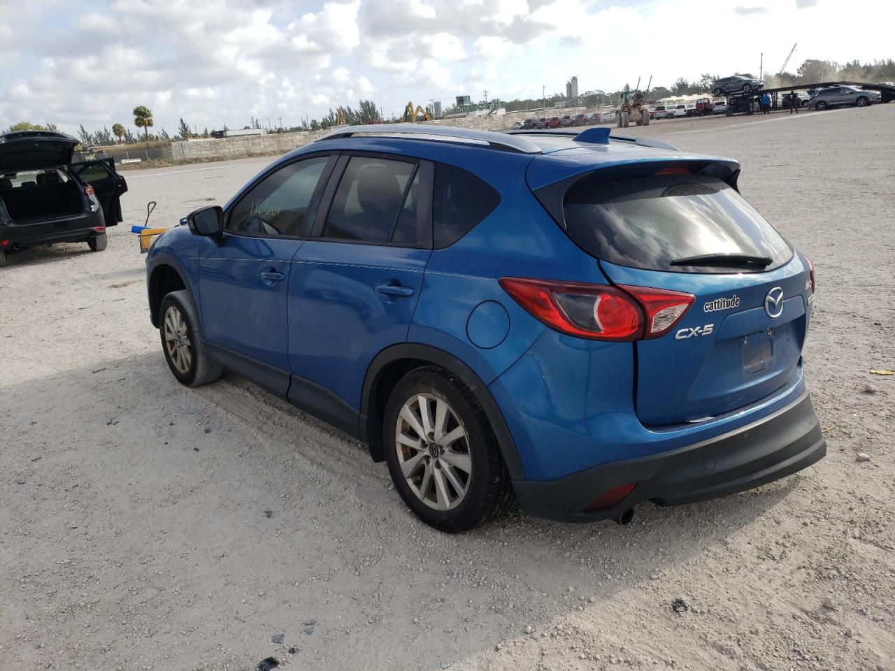 Photo 3 from auction – 2014 MAZDA CX-5 TOURI with VIN JM3KE2CY1E0320112