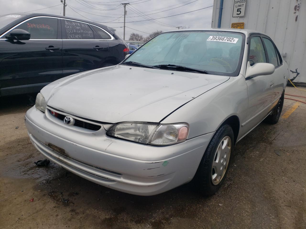 Photo 2 from auction – 2000 TOYOTA COROLLA VE with VIN 1NXBR12E7YZ356121