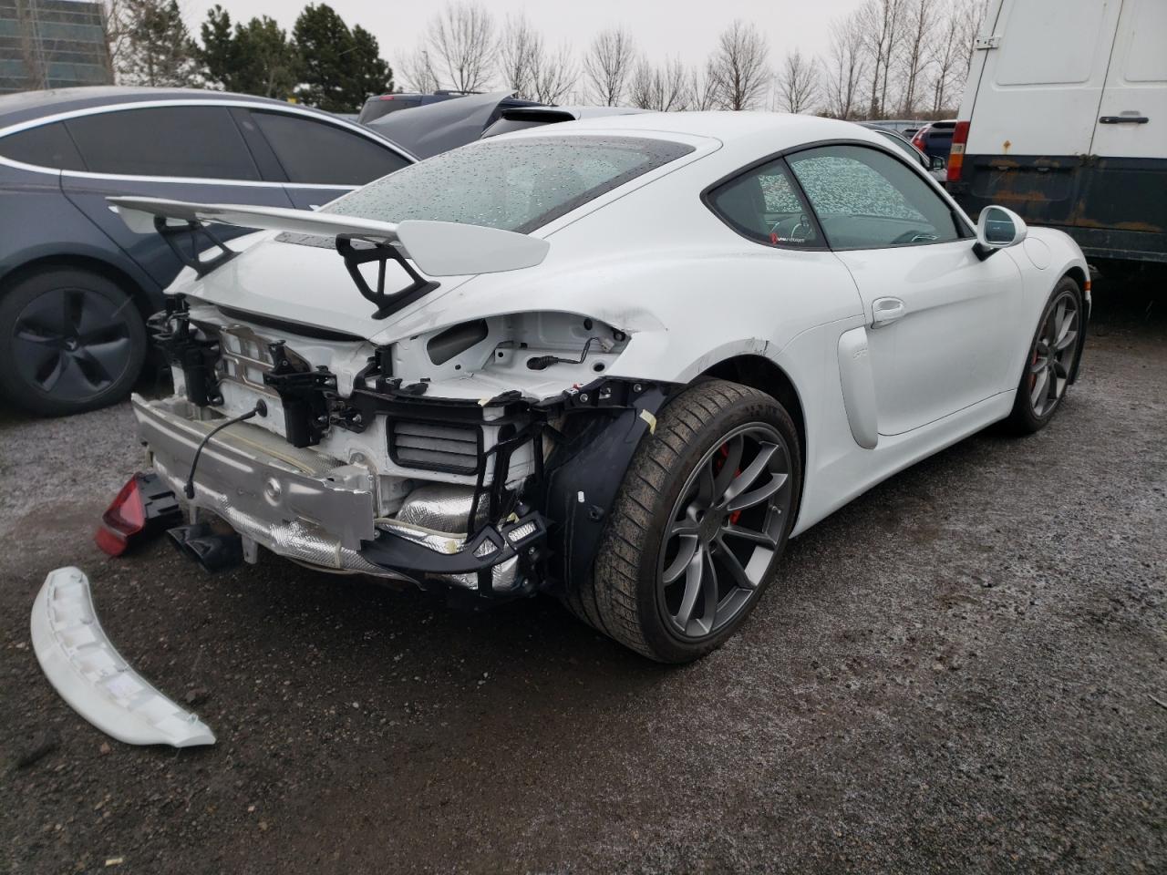 Photo 4 from auction – 2016 PORSCHE CAYMAN GT4 with VIN WP0AC2A80GK192353
