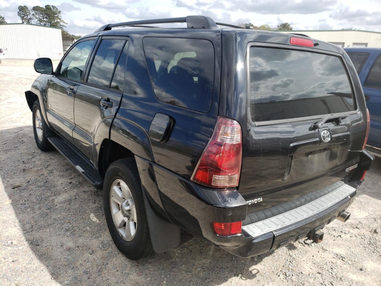 Photo 3 from auction – 2005 TOYOTA 4RUNNER SR with VIN JTEZU14R950043913