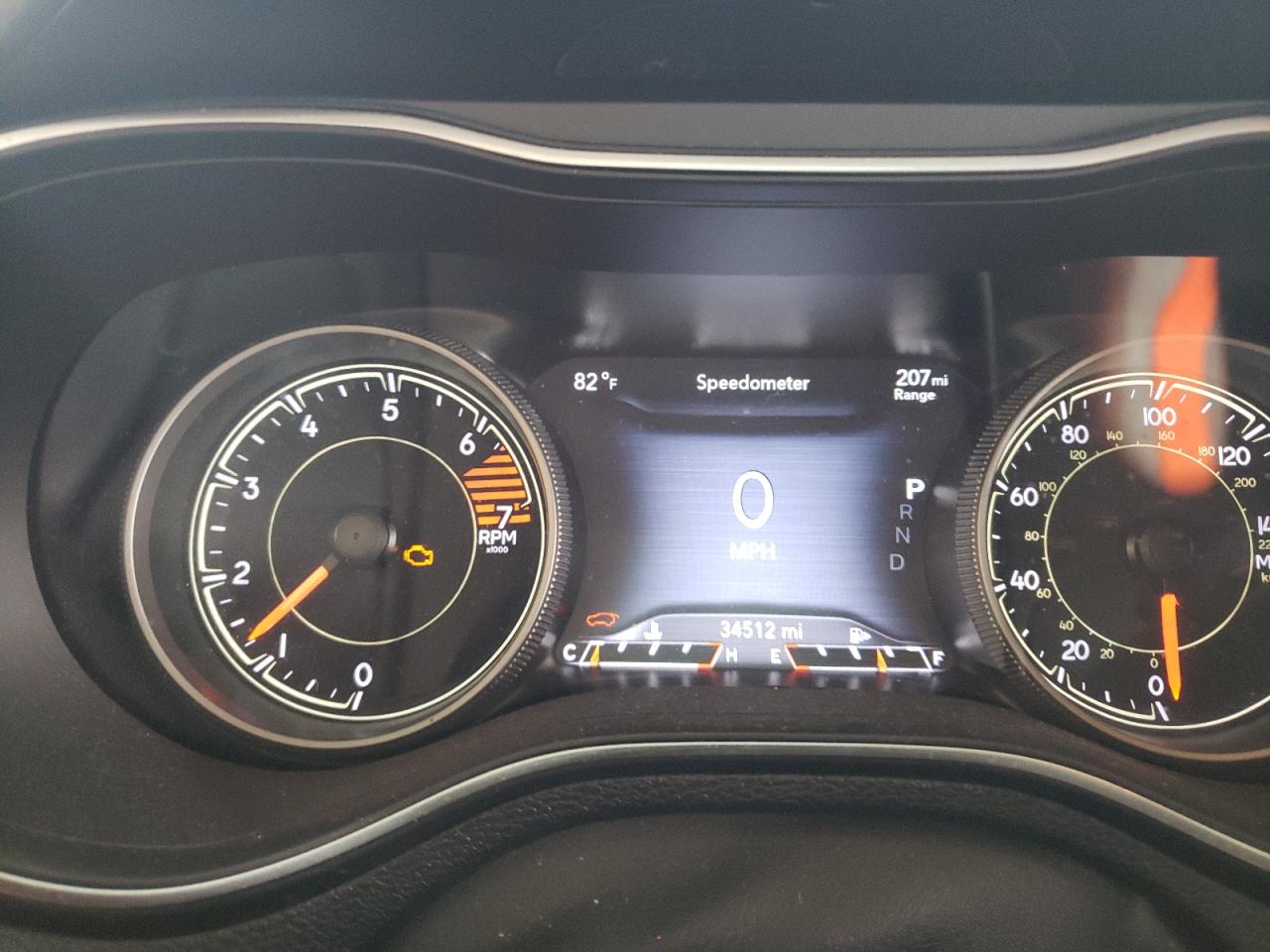 Photo 8 from auction – 2019 JEEP CHEROKEE L with VIN 1C4PJLDB1KD434397