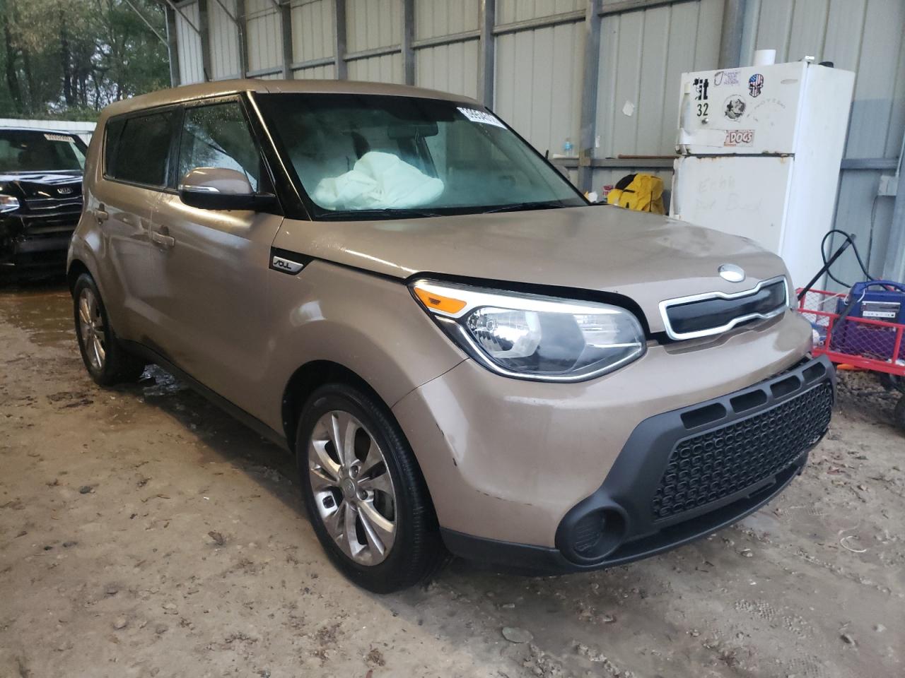 KIA SOUL + 2014 with VIN KNDJP3A53E7029132 - Photo from auction