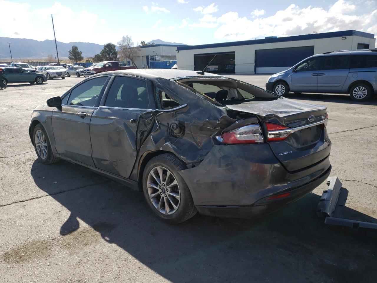 Photo 3 from auction – 2017 FORD FUSION SE with VIN 3FA6P0H71HR150272