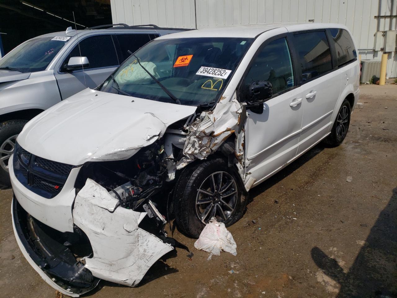 Photo 2 from auction – 2014 DODGE GRAND CARA with VIN 2C4RDGCG6ER202805